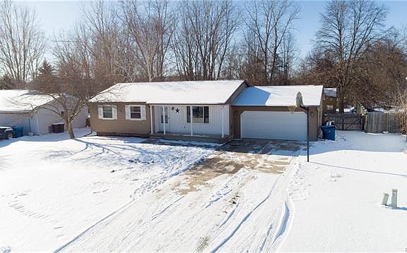 2nd image of 15052 Cutler Dr