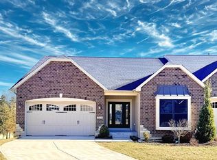 519 Ridge Top Ct, Eureka, MO 63025