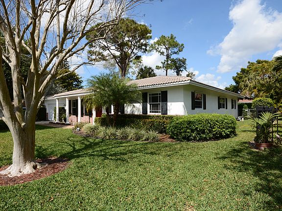 2nd image of 8473 NW 15th Ct