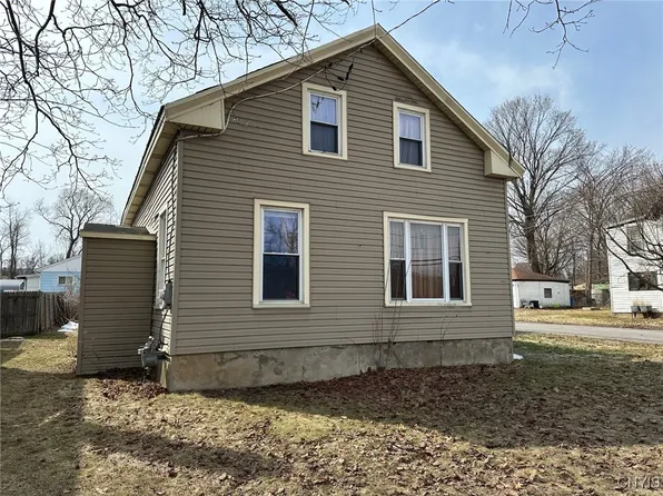 4184 Acme Rd, Frankfort, NY 13340