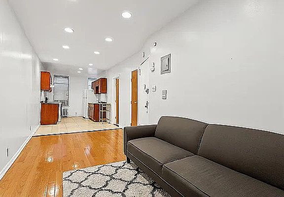 2nd image of 315 E 104th St #2A