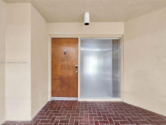5th image of 6666 SW 115th Ct APT 208
