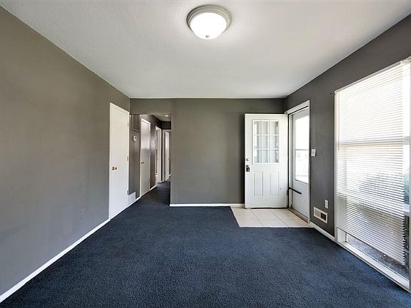 5th image of 11003 Newton Ave