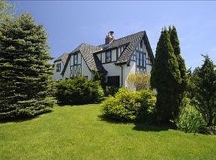 196 Essex St, Montauk, NY 11954