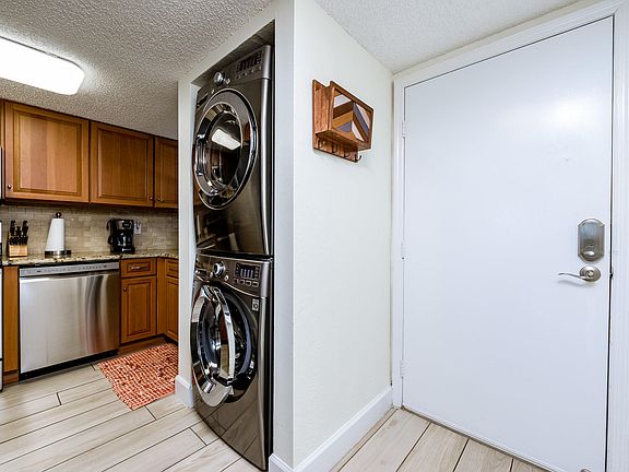 5th image of 3100 Ocean Shore Blvd #3050