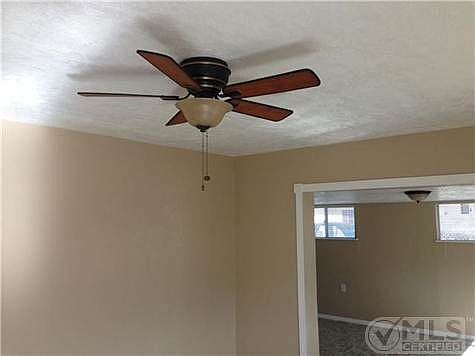 2nd image of 517 Holiday St