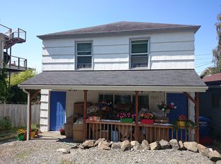 9825 51st Ave SW, Seattle, WA 98136