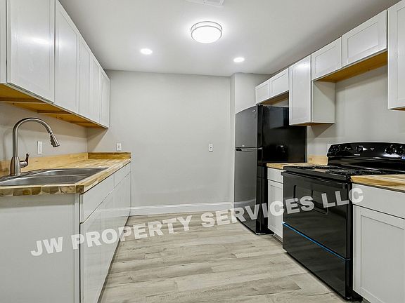4th image of 1547 Chippewa St