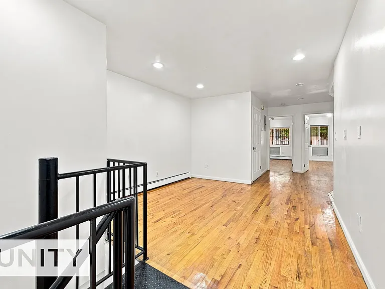 707 Dekalb Ave #1B — Photo 3
