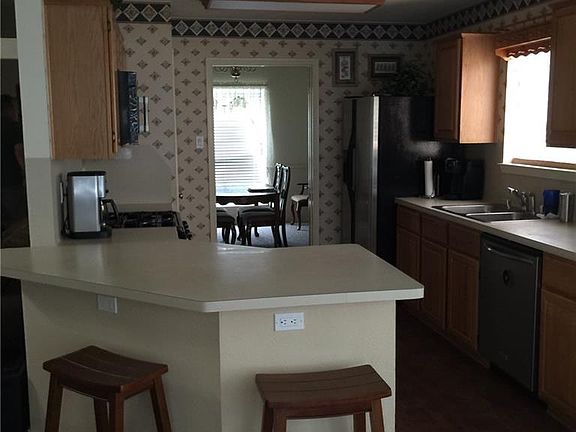 3rd image of 2023 Stillwater Dr