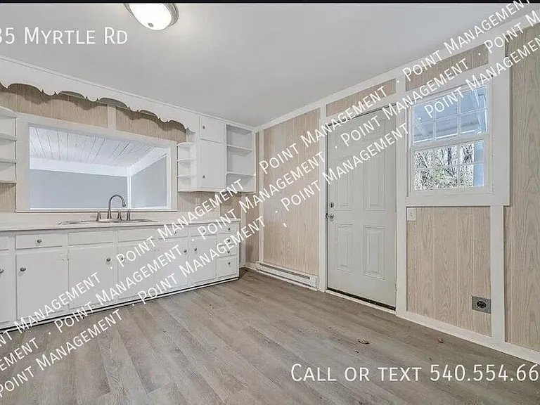 935 Myrtle Rd — Photo 17