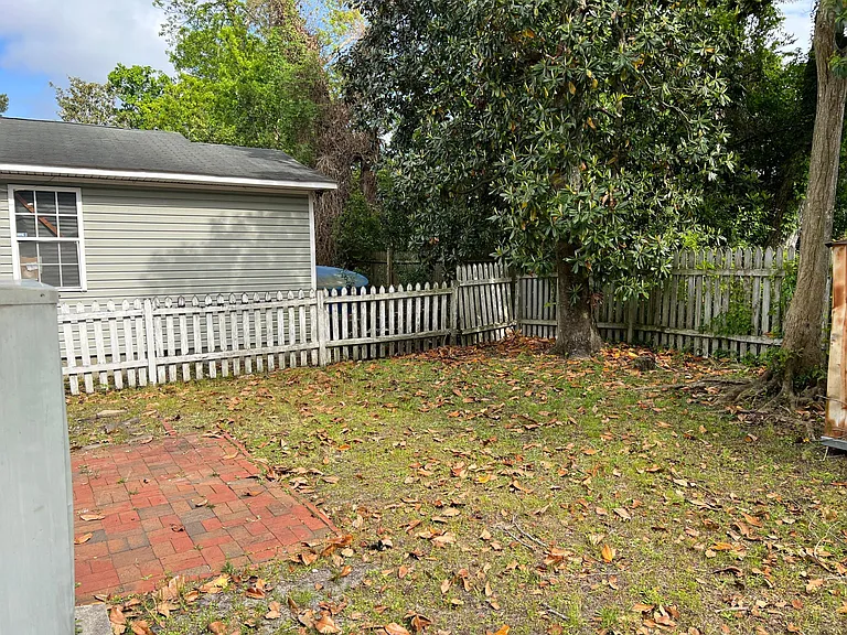 1406 Church St — Photo 11