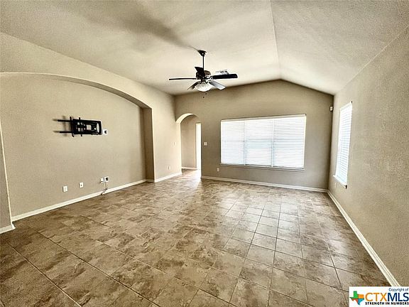 5th image of 224 Cobble Stone Ct