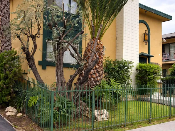 713 N Market St APT 5, Inglewood, CA 90302