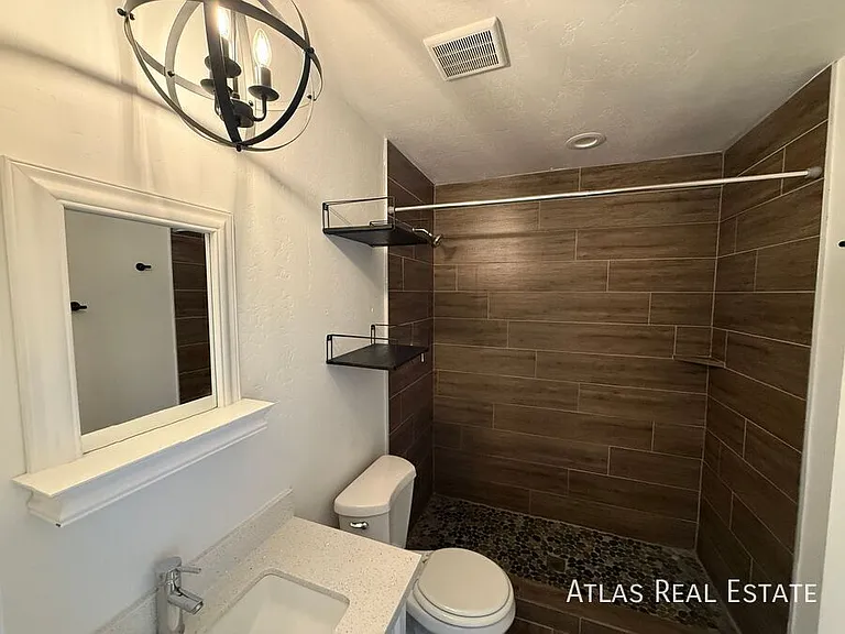 1606 W Taylor St #A — Photo 7