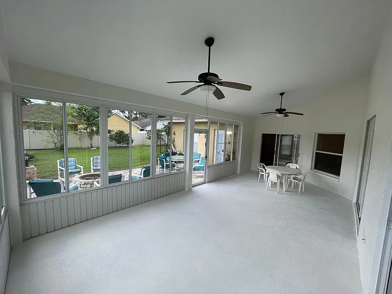 8919 Hannigan Ct — Photo 7
