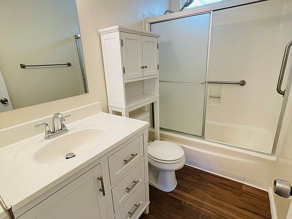 3rd image of 2216 Tampa Ave #4