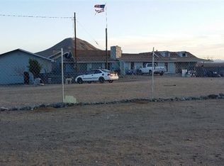 19700 Harris Ln, Apple Valley, CA 92307