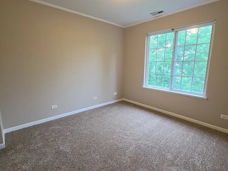 369 Evergreen Cir #369 — Photo 7