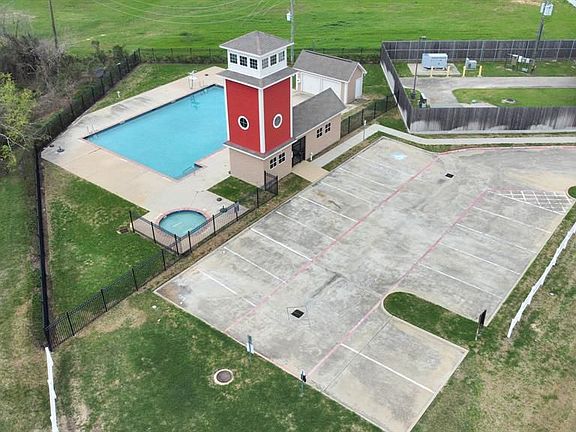 4th image of 2443 Seahorse Bend Dr