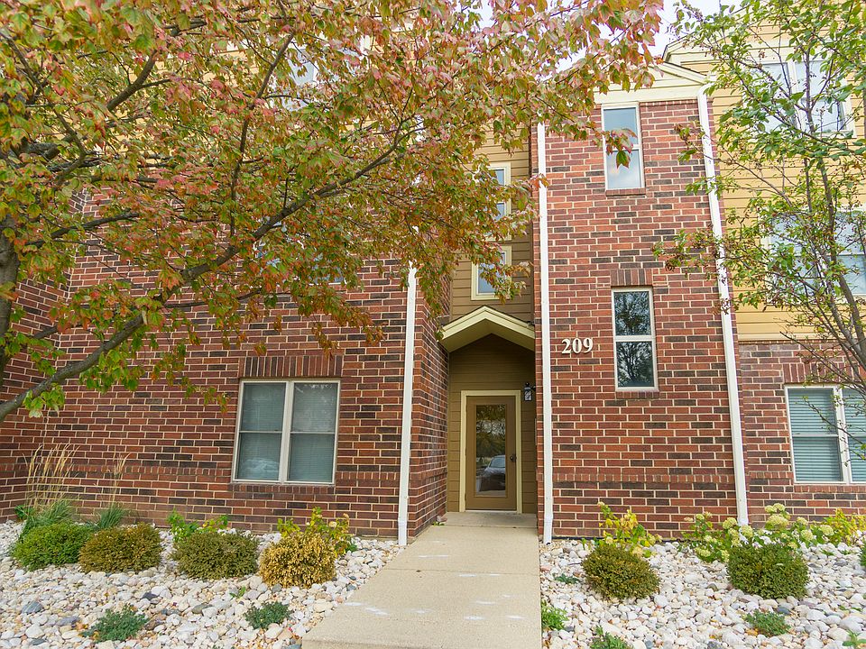 1st image of 209 Glengarry Dr APT 202