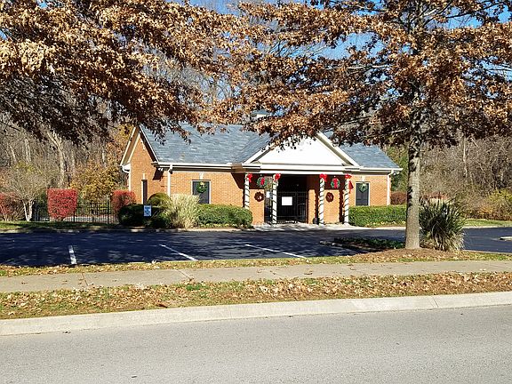 3rd image of 116 Sontag Dr