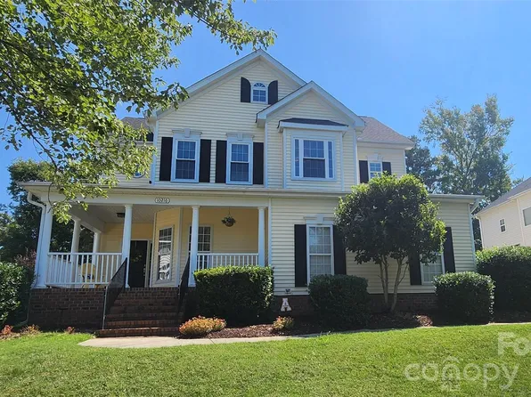10216 Edgecliff Rd, Huntersville, NC 28078