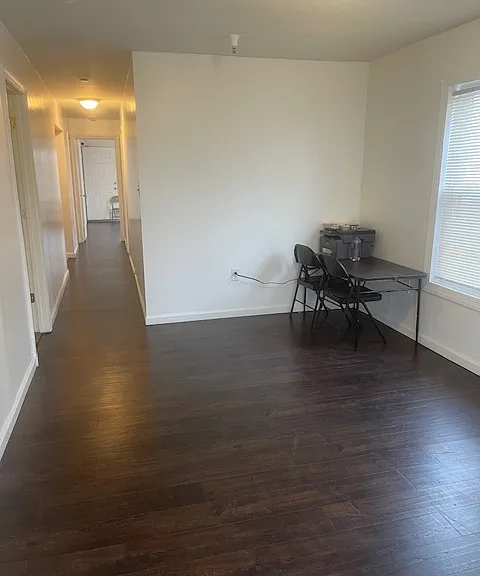 9 20th Ave #1 — Photo 5