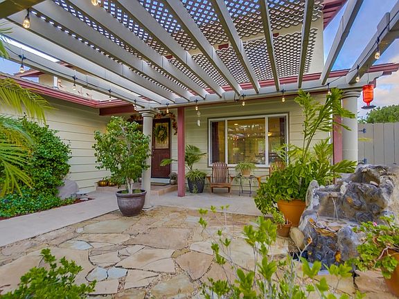 Pergola Entry with waterfall
