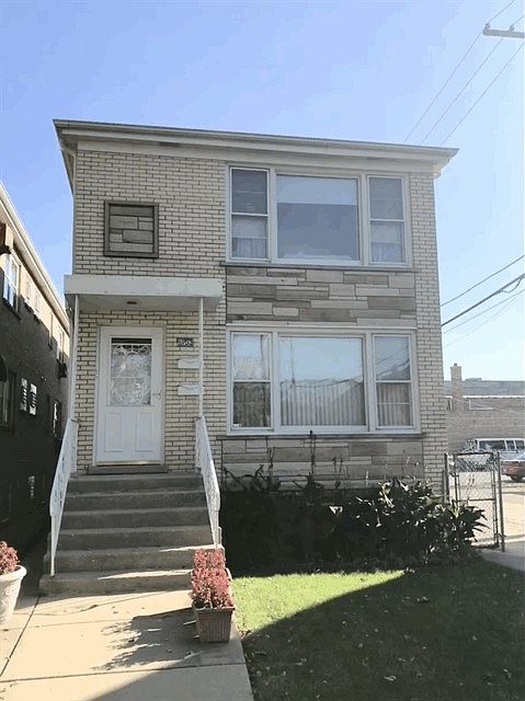2nd image of 6753 N Oshkosh Ave