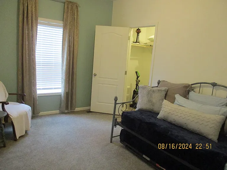 301 N 1st Ave — Photo 8