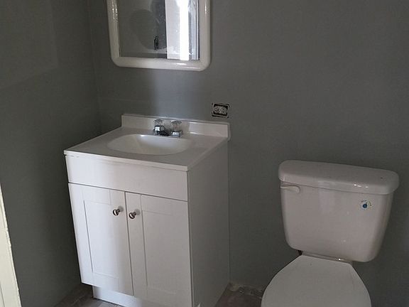 4th image of 209 S Avenue B Trailer 29