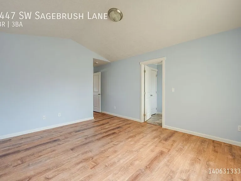 1447 SW Sagebrush Ln — Photo 15