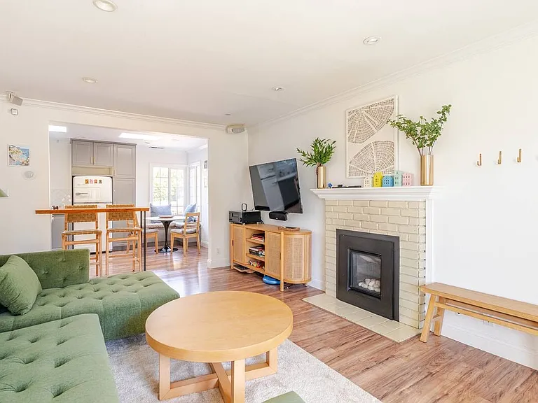339 Nelson Ave — Photo 3