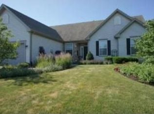 177 Maple Ridge Ln, Montgomery, IL 60538