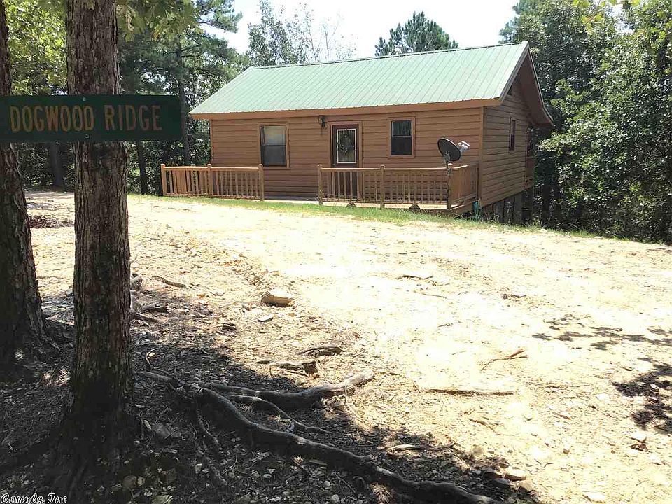1st image of 214 Pine Ln