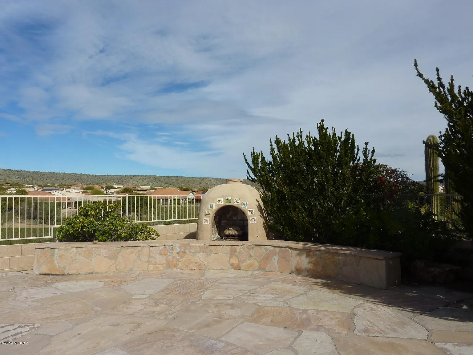 2 bed, 2.0 bath, 2277 sqft, $2,400 — Photo 3