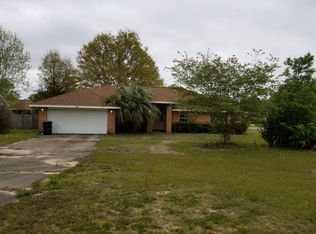 5980 Ridge Crest Cir, Milton, FL 32570