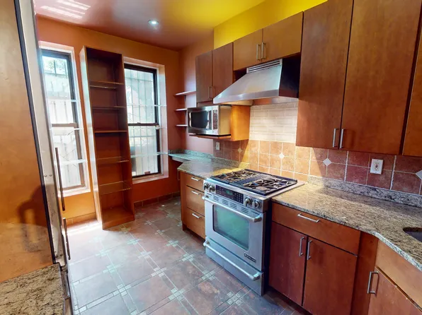 188 West 135th Street image 14 of 17