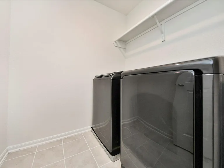 2916 Shimmer Edge Dr — Photo 36
