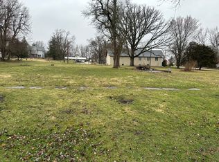 612 E Locust St, Chatsworth, IL 60921