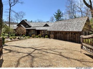 226 E Ridge Rd, Cashiers, NC 28717
