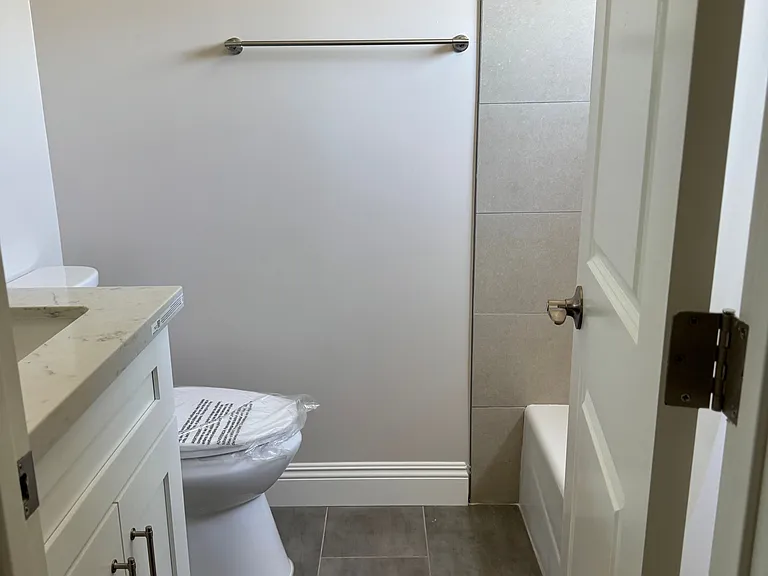 916 S Marguerita Ave #816-24 — Photo 18
