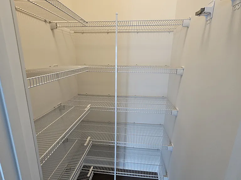 625 Heathland Trl — Photo 9