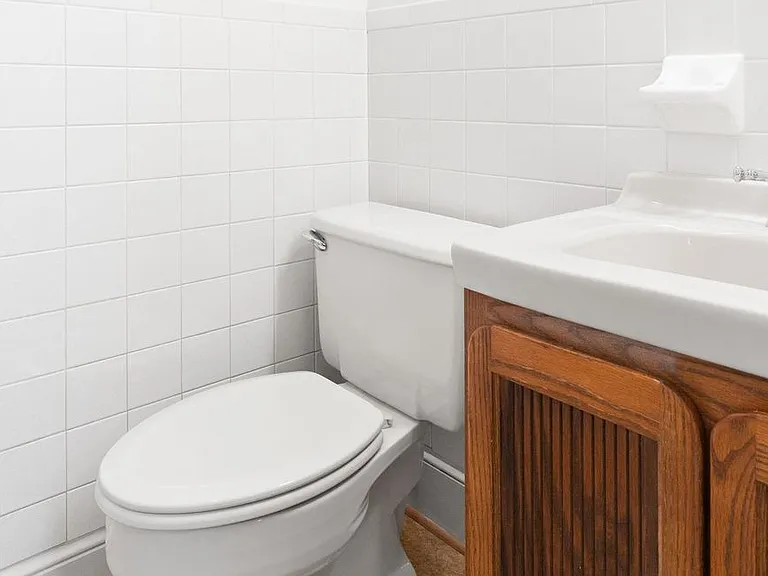 1307 Caroline St — Photo 13