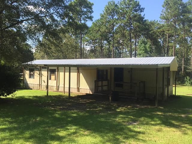 1st image of 18251 Woodland Acres Ln