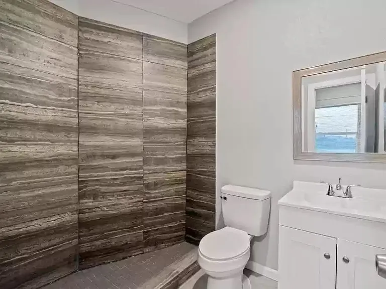 1318 N El Paso St #5 — Photo 4