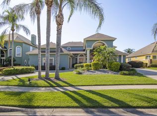 1761 Edgewater Dr, Mount Dora, FL 32757