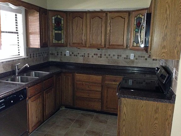 304488_Kitchen_03272014