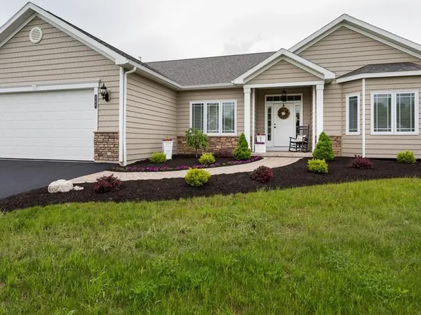 165 Edwards Falls Ln, Manlius, NY 13104